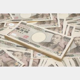 社員たちは約3700億円を手に／（Ｃ）日刊ゲンダイ