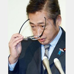 地元で謝罪行脚の日々／（Ｃ）日刊ゲンダイ