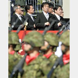 誰が「撃て」と言うのか／（Ｃ）日刊ゲンダイ