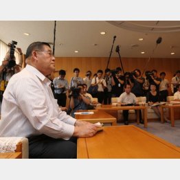 “号泣2号”が出るか？（兵庫県議会代表者会議）／（Ｃ）日刊ゲンダイ