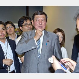 勝負の夏になりそう／（Ｃ）日刊ゲンダイ