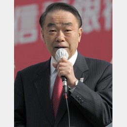 どんどん右に…（土屋正忠議員）／（Ｃ）日刊ゲンダイ