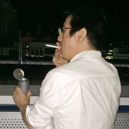 ますます肩身が狭くなる／（Ｃ）日刊ゲンダイ