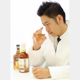 強い食べ物は控えるという樋浦さん／（Ｃ）日刊ゲンダイ