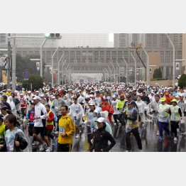 参加ランナー３万５０００人／（Ｃ）日刊ゲンダイ