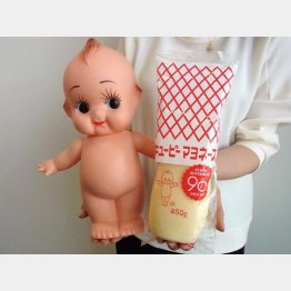 キューピーマヨネーズとキューピー（Ｃ）日刊ゲンダイ