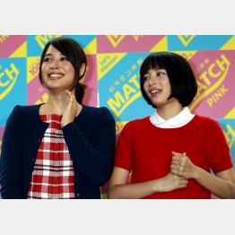 広瀬アリス（左）とすず姉妹は仲良し（Ｃ）日刊ゲンダイ