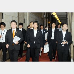 出来レースかそれとも…（Ｃ）日刊ゲンダイ