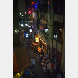 ここはアジアかヨーロッパか（Ｃ）日刊ゲンダイ