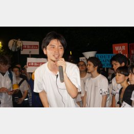 シールズの集会（Ｃ）日刊ゲンダイ