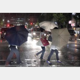 この台風にも名前が付いている（Ｃ）日刊ゲンダイ
