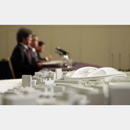 見直しを繰り返す（Ｃ）日刊ゲンダイ