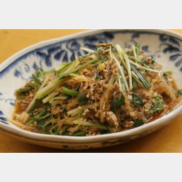 豆板醤と長ネギで深みある辛さに（Ｃ）日刊ゲンダイ