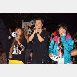 SEALDs新たな抗議（央・奥田氏）（Ｃ）日刊ゲンダイ