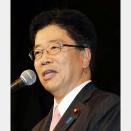 義母のおかげで初入閣（Ｃ）日刊ゲンダイ