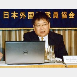外国特派員協会で会見した津田教授（Ｃ）日刊ゲンダイ