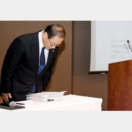 反省ゼロ（９月の会見での室町東芝社長）／（Ｃ）日刊ゲンダイ