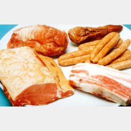 自家製なら安心だが…（Ｃ）日刊ゲンダイ