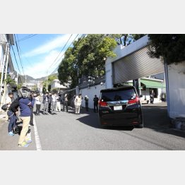 ５日、山口組総本部で定例会を開催した（Ｃ）日刊ゲンダイ