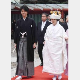 日枝神社で盛大に挙式（Ｃ）日刊ゲンダイ