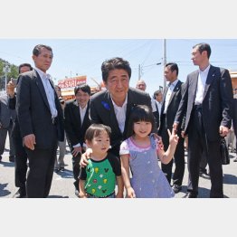 子育て支援というが…（Ｃ）日刊ゲンダイ