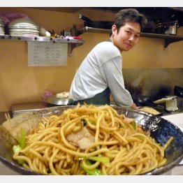 「スパゲティ　ボーノ　ボーノ」のジャポネスタ／（Ｃ）日刊ゲンダイ