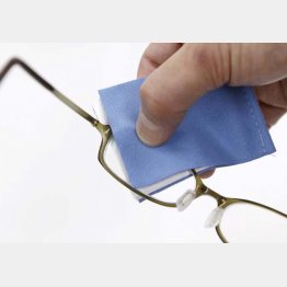 メガネクリーンシート（Ｃ）日刊ゲンダイ