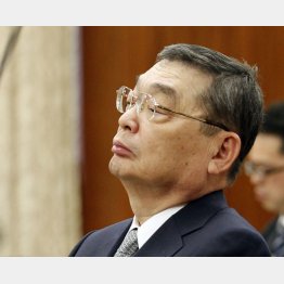 残り任期１年持つのか？（Ｃ）日刊ゲンダイ