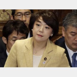 サラリーマンなら今ごろクビです（Ｃ）日刊ゲンダイ