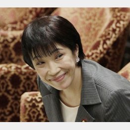 高市総務相（Ｃ）日刊ゲンダイ