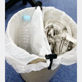 ゴミ袋止めクリップ（Ｃ）日刊ゲンダイ