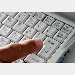 サイバーテロの格好の標的に（Ｃ）日刊ゲンダイ