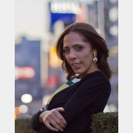 フィフィはツイッターでの発信にも積極的（Ｃ）日刊ゲンダイ