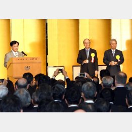 経済3団体共催２０１６新年祝賀パーティー（Ｃ）日刊ゲンダイ