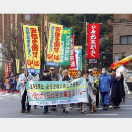 「戦争法廃止・安倍政権の暴走許さない！ 3.19総がかり日比谷大集会」（Ｃ）日刊ゲンダイ