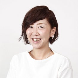 スピードリンクジャパンのカナさん（Ｃ）日刊ゲンダイ