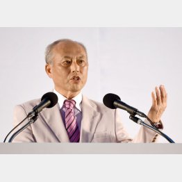 大物気取りもはなはだしい（Ｃ）日刊ゲンダイ