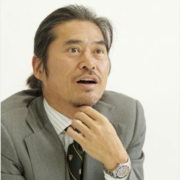 「シロクマを助けたい」と早川社長（Ｃ）日刊ゲンダイ