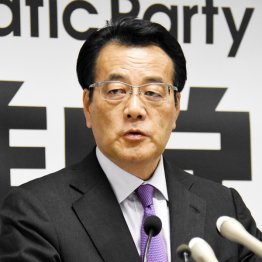 本気にならない（民進党・岡田代表）／（Ｃ）日刊ゲンダイ