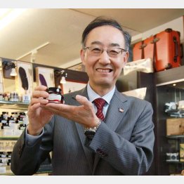 大学時代にアルバイトを始めた“生粋の文具ファン”（Ｃ）日刊ゲンダイ