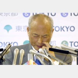 釈明会見をする舛添都知事（Ｃ）日刊ゲンダイ