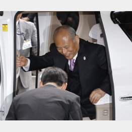 初登庁時の舛添都知事（Ｃ）日刊ゲンダイ