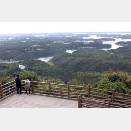 展望台からのぞむ志摩半島（Ｃ）日刊ゲンダイ