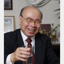 日本ポリグルの小田兼利会長（Ｃ）日刊ゲンダイ