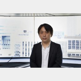 菅野完氏は元サラリーマン（Ｃ）日刊ゲンダイ