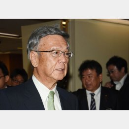 翁長沖縄県知事（Ｃ）日刊ゲンダイ