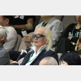 傍聴に訪れた歌手・内田裕也も注目（Ｃ）日刊ゲンダイ