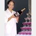 シャンパンタワーがお似合い（Ｃ）日刊ゲンダイ