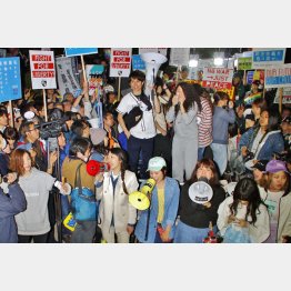 ＳＥＡＬＤｓの声は若者に届かない？（Ｃ）日刊ゲンダイ