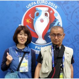 ジャーナリスト元川悦子氏（左）とフォトグラファー六川則夫氏（Ｃ）六川則夫